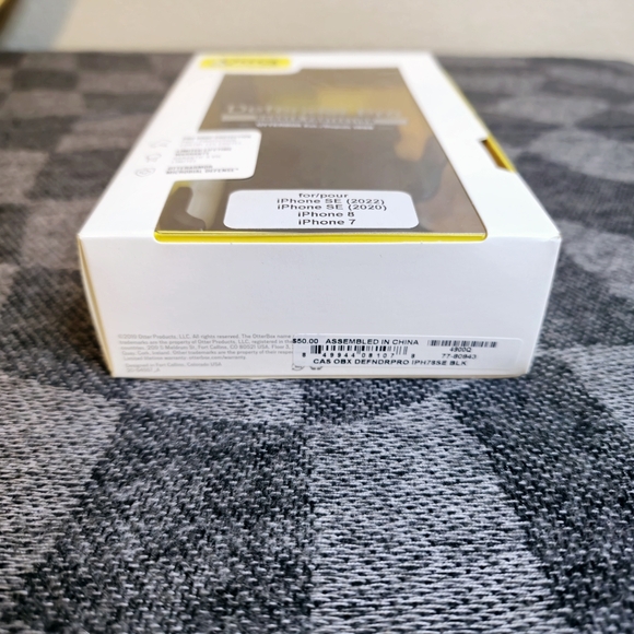 Otterbox Defender Case, Belt Holster Replacement For iPhone SE/6/7/8 (NWB) - Picture 5 of 16